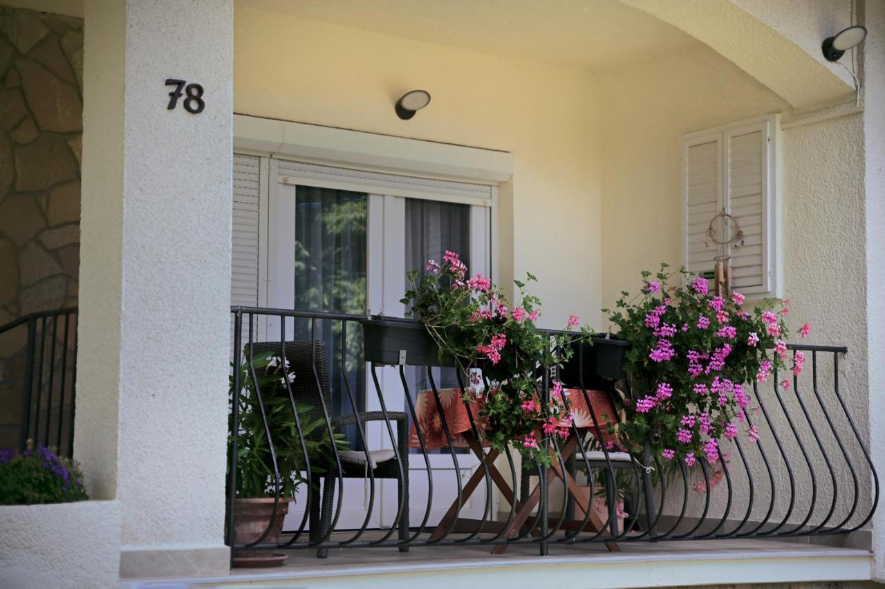 Villa Terrazza Balatongyörök エクステリア 写真
