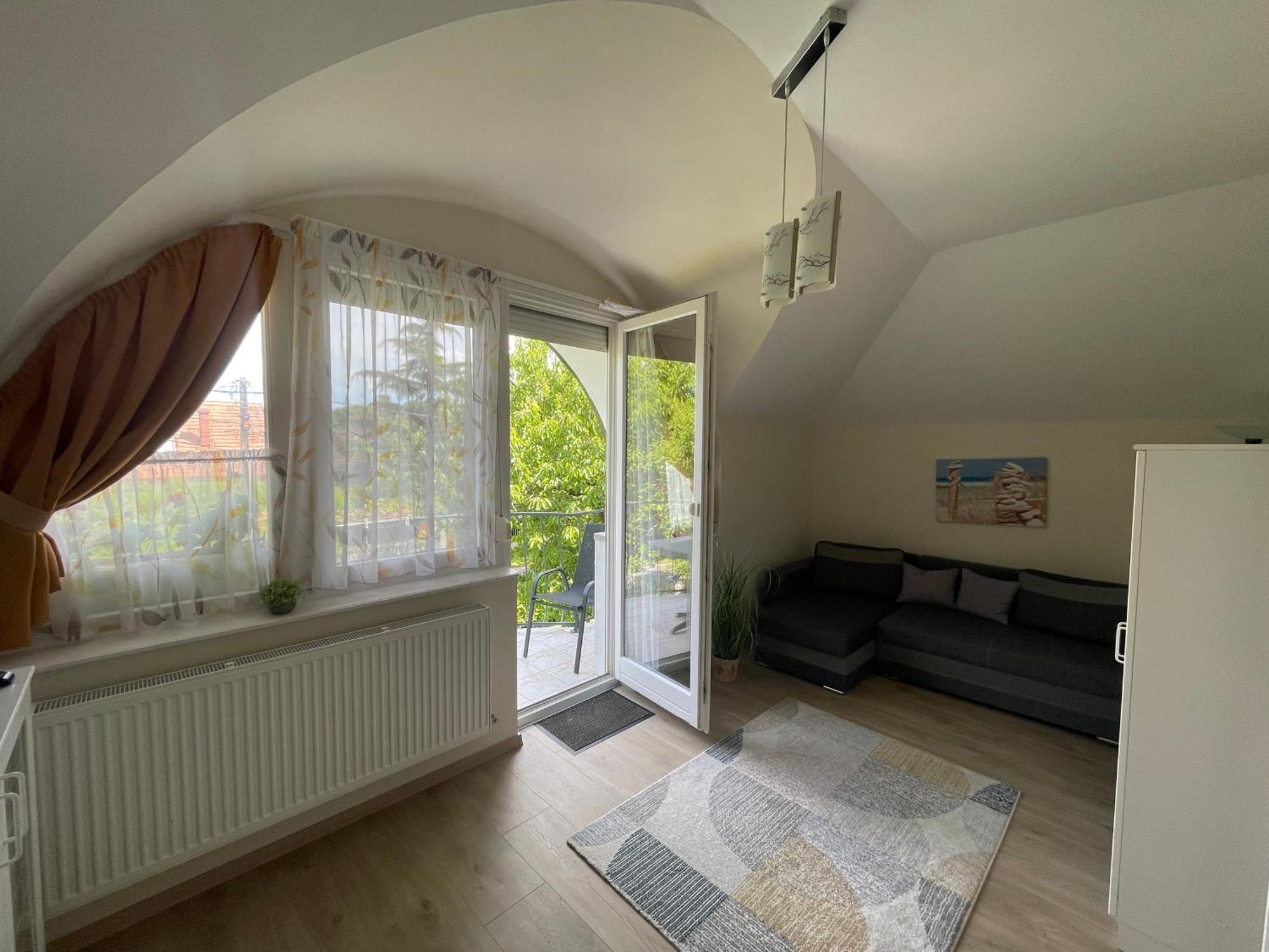 Villa Terrazza Balatongyörök エクステリア 写真